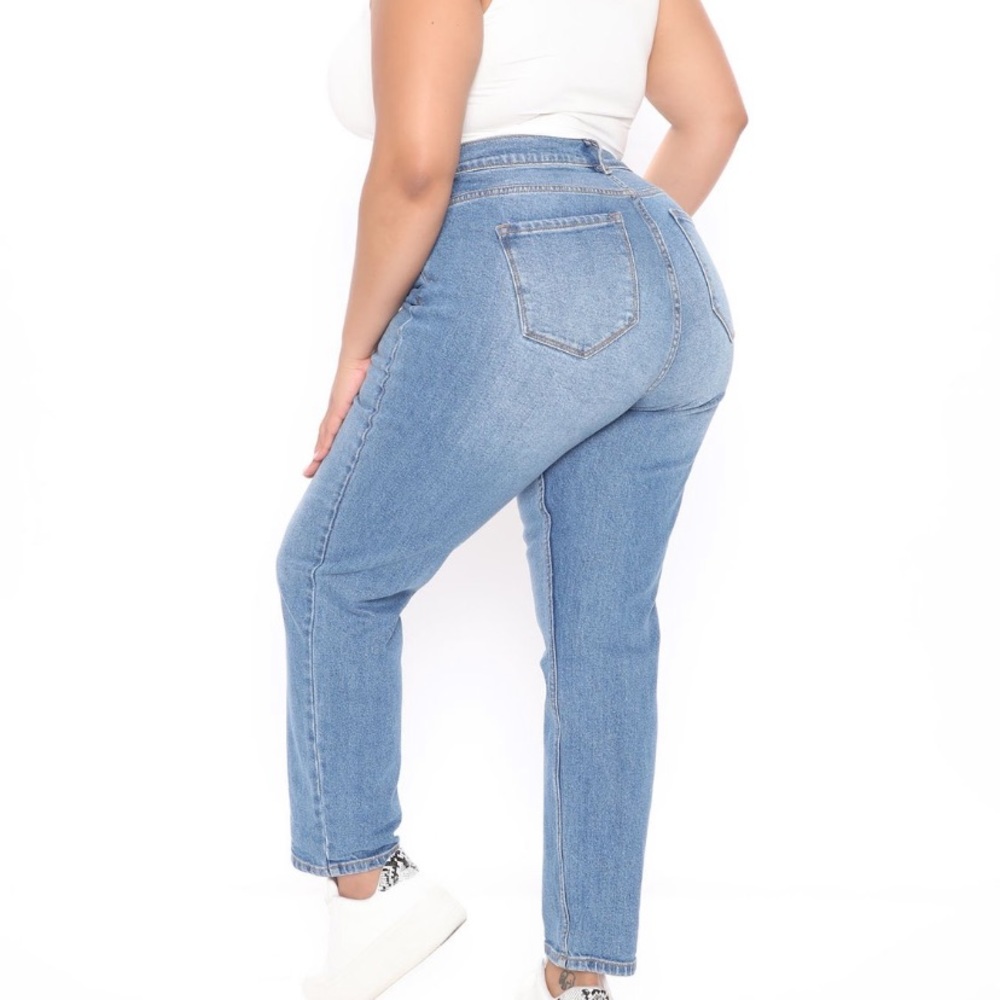 FASHION NOVA i got it from my mama jeans - medium